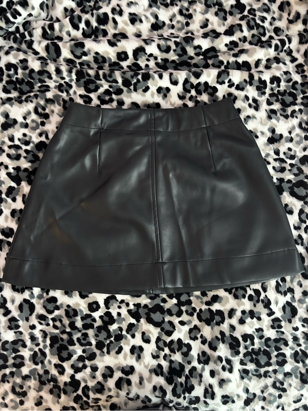 Cotton On Black Faux Leather Mini Skirt with Front Welt Pockets - Picture 2 of 4